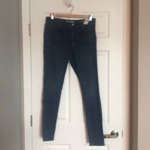 NWT skinny leg high rise stretch jeans